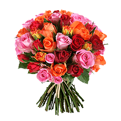 Букет з різнокольорових троянд